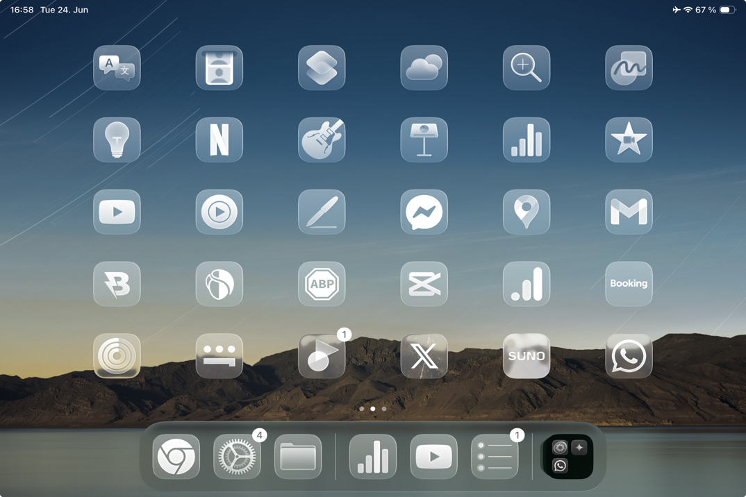 iPadian iOS 26 Interface